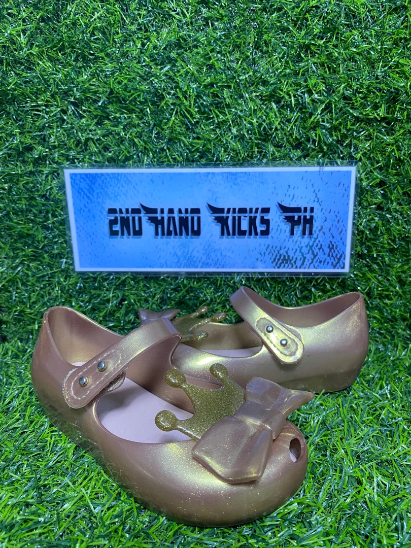 Mini Melissa, Babies & Kids, Babies & Kids Fashion on Carousell