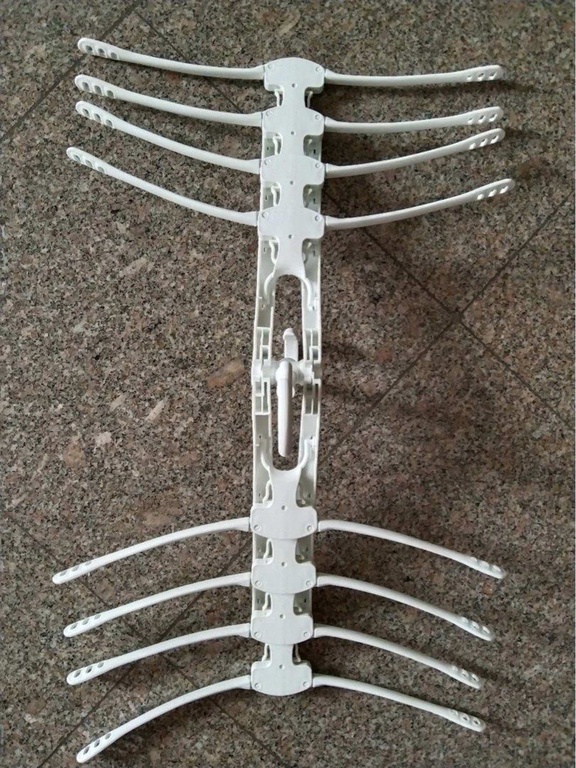 multi function hanger (Category: Hooks & Hangers) located in Singapore. Submitted by su_shanshan (Listing ID 1226717321, Image 2). Description: 5 for $15.