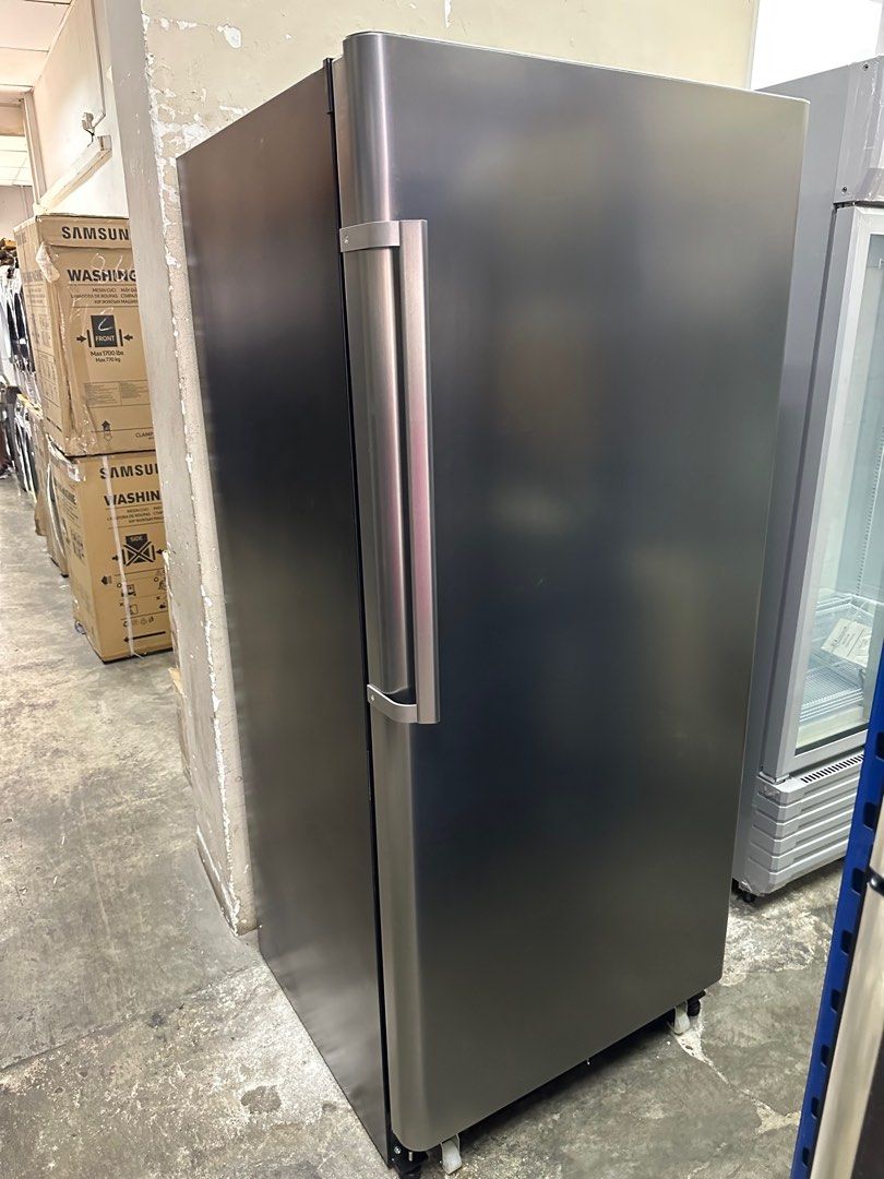 NEW Kadeka 500L Upright Freezer, TV & Home Appliances, Kitchen