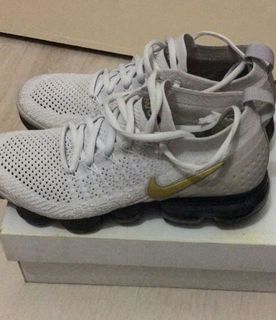 (Category: ) located in . Submitted by aileenz (Listing ID 1226812652, Image 1). Description: .