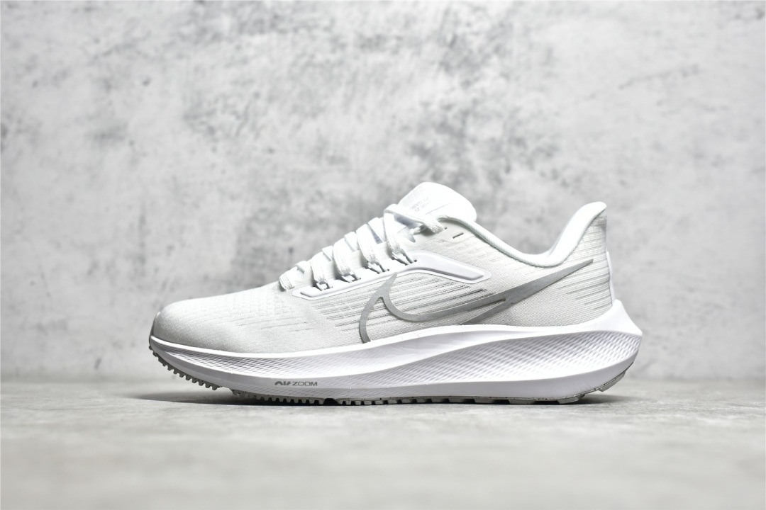 Nike air hotsell 7 white womens