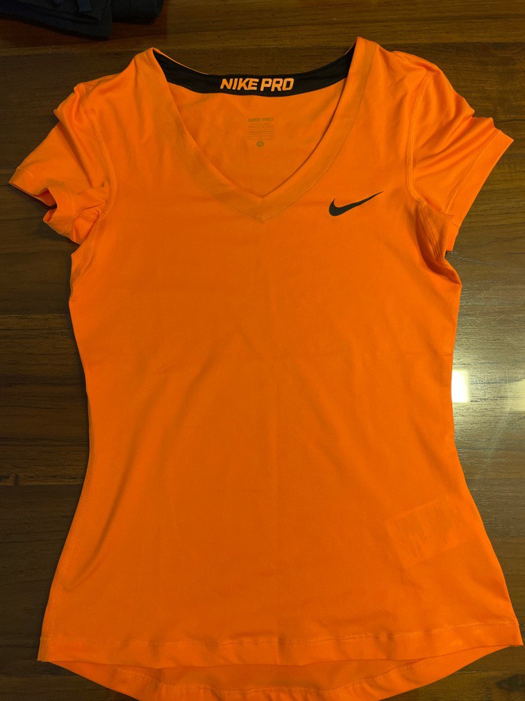 padded compression shirt nike