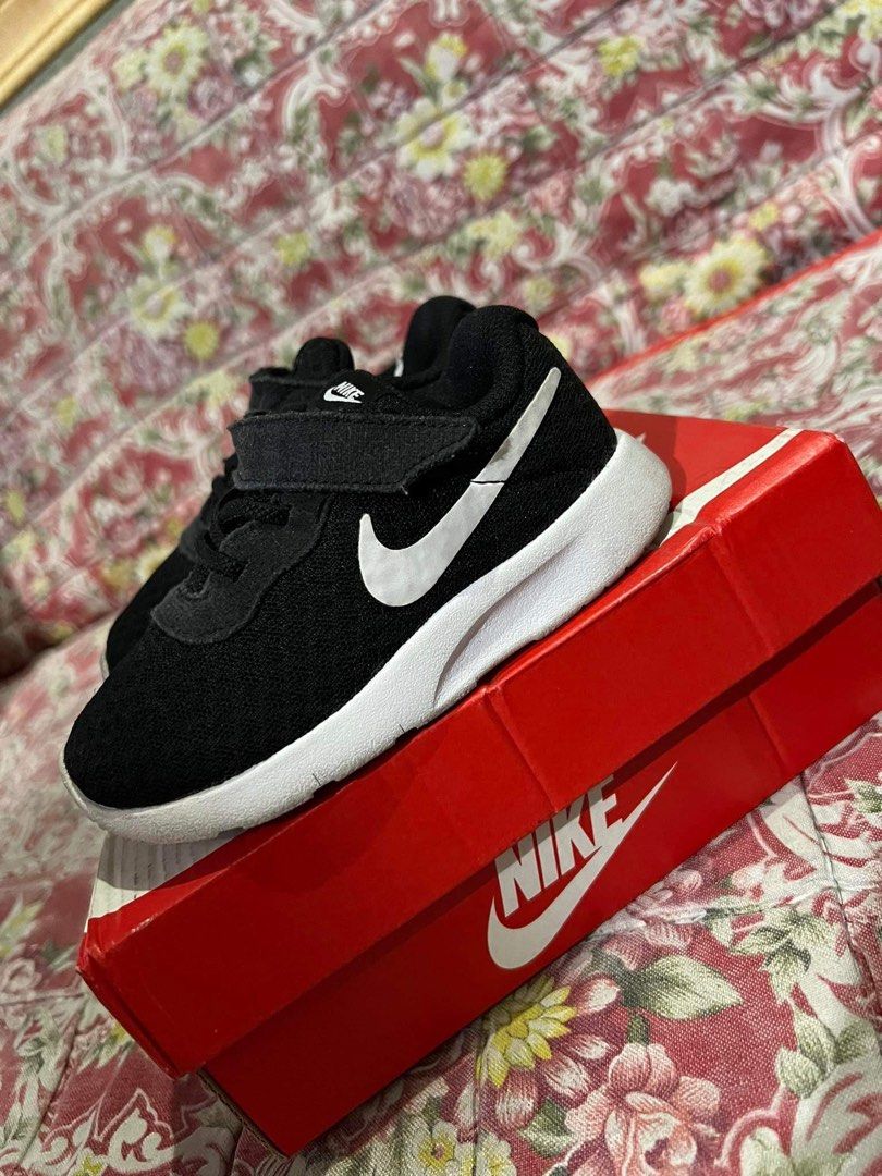 Nike tanjun 7c sale