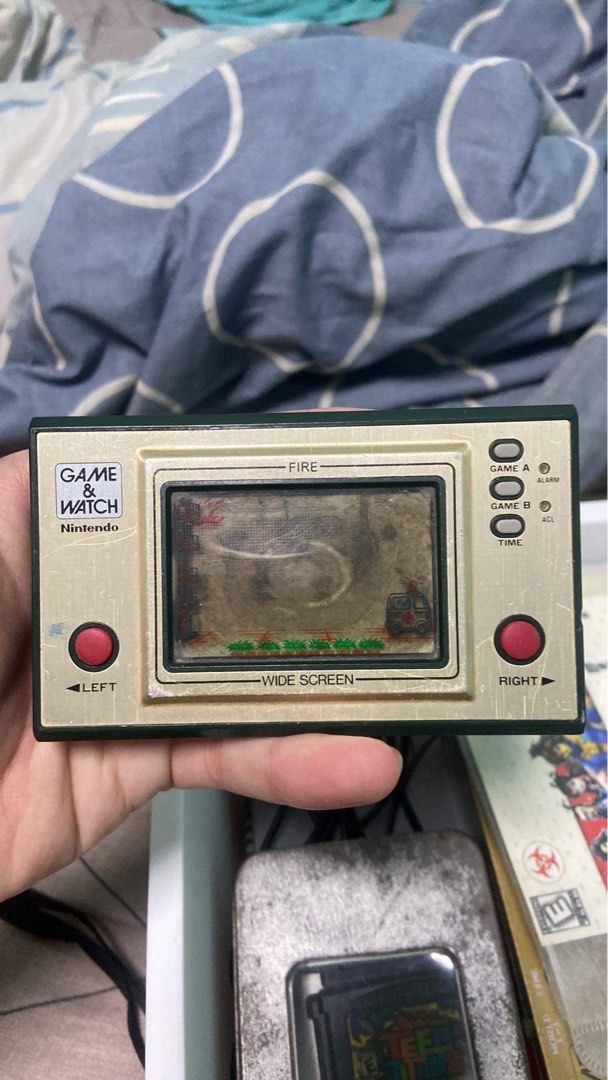 This rare Nintendo Game & Watch just broke an auction record | Ars Technica