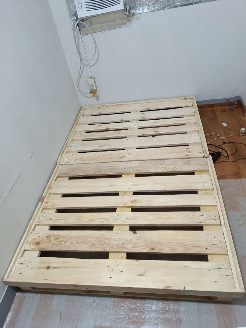 PALOCHINA BED FRAME on Carousell