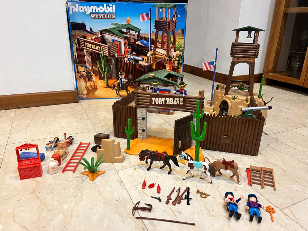 Playmobil western fort brave hotsell