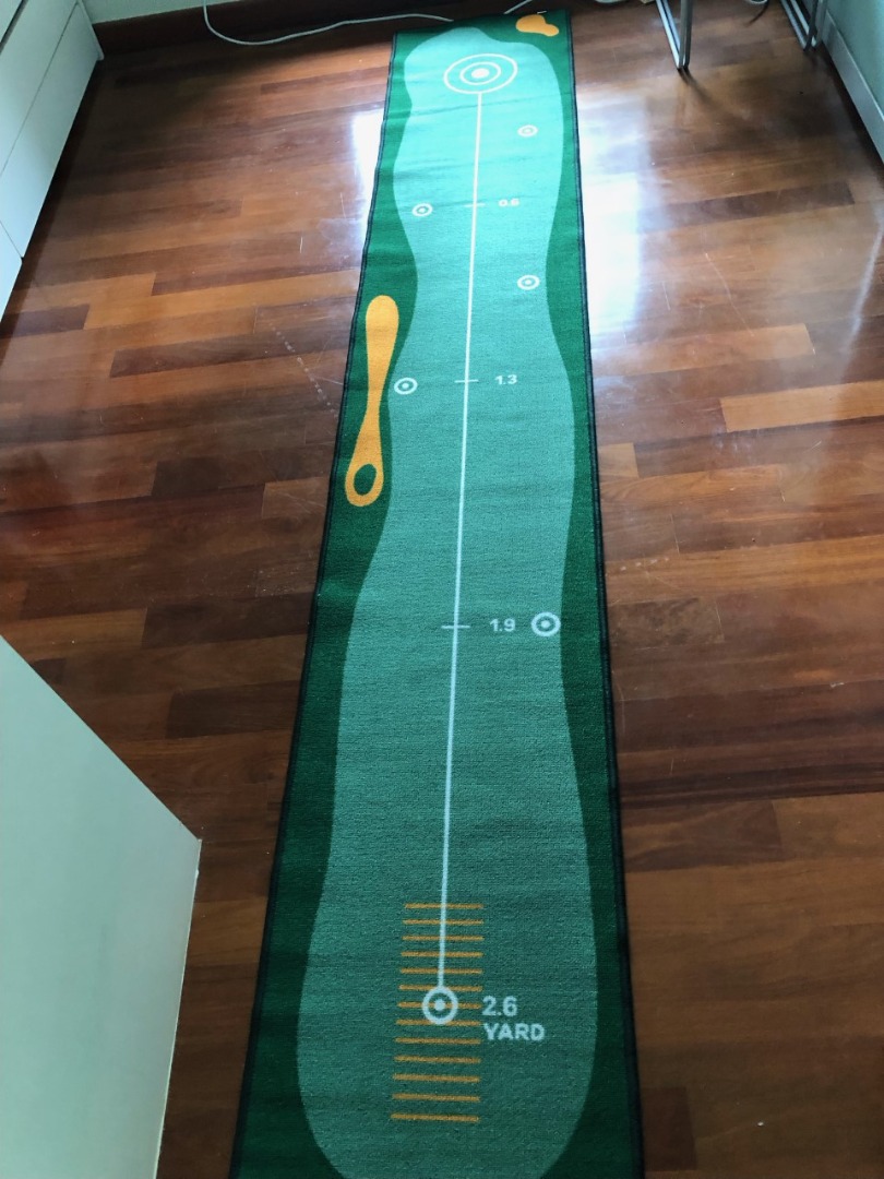 practice putting mat, Sports Equipment, Sports & Games, Golf on Carousell
