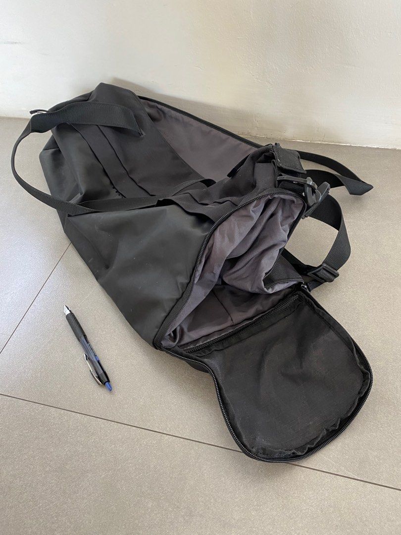 Nike gym bag with shoe compartment store
