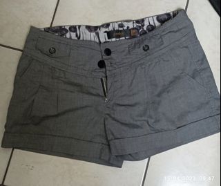 PRELOVED SHORTS TAKE ALL