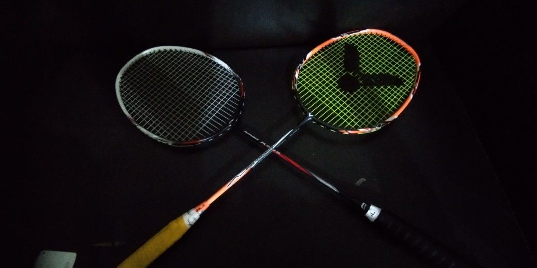 Racket victor & li-ning ( promo 2 racket ), Sports Equipment, Sports ...
