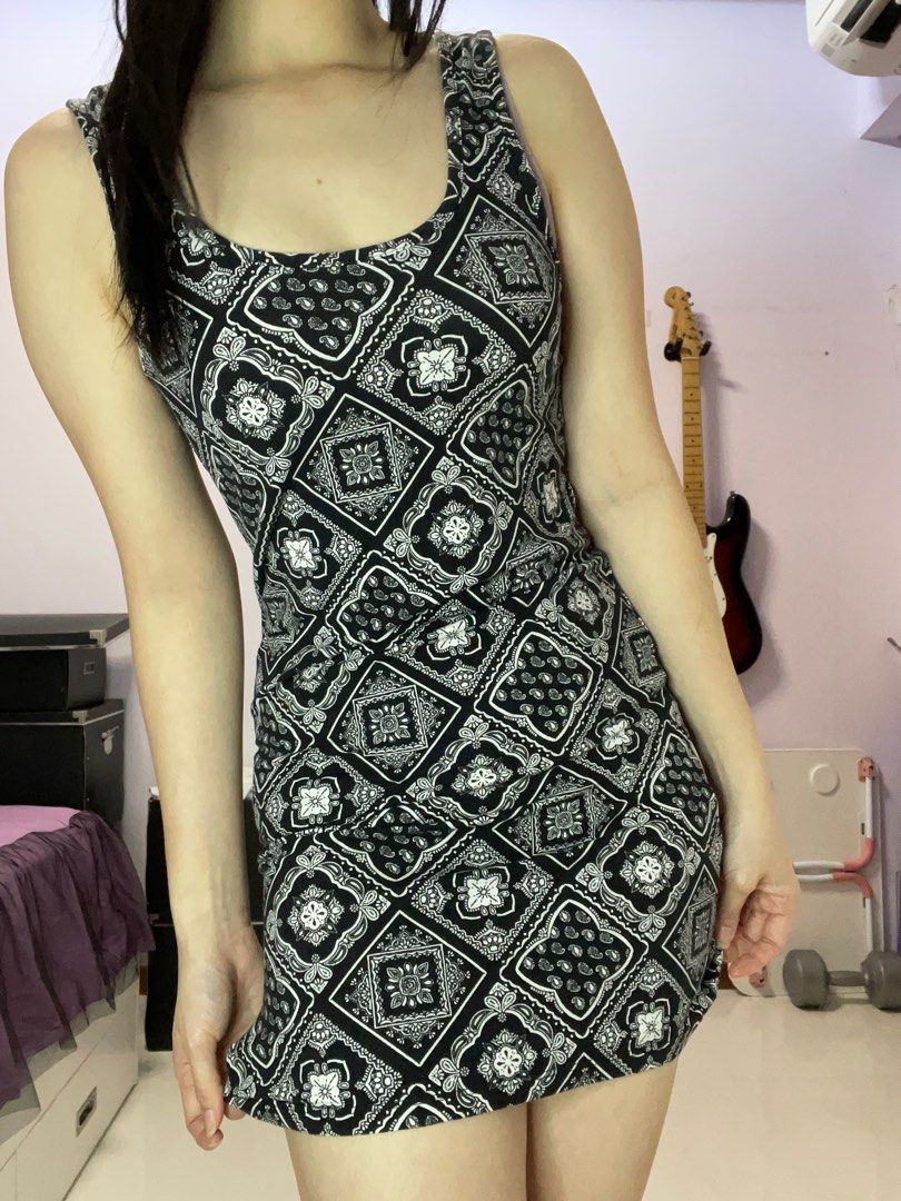 Retro bodycon dress Women s Fashion Dresses Sets Dresses on Carousell