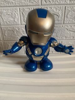 Robot Dance Hero Iron Man Biru