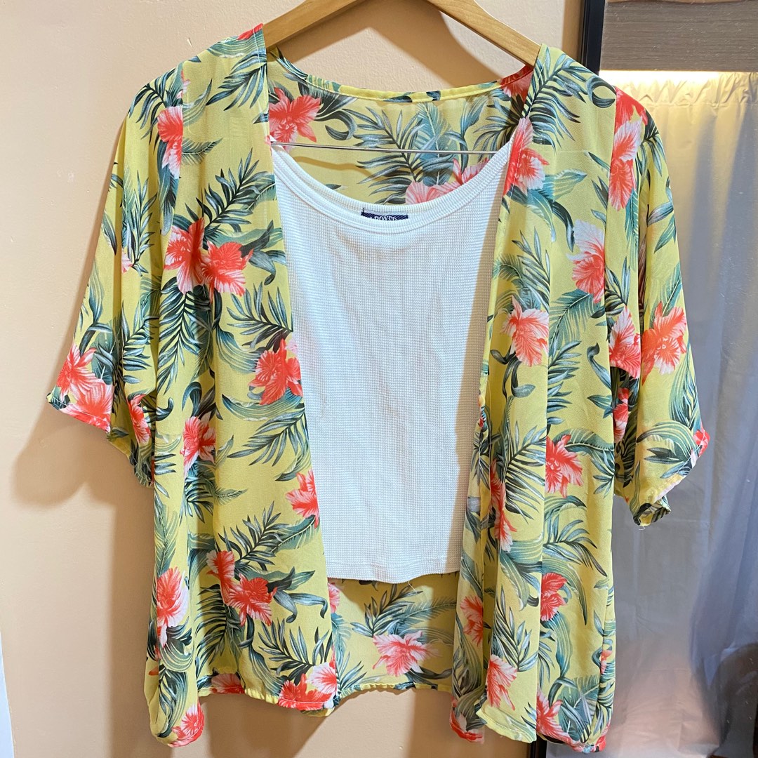 RUSH!! Kimono Style Outer, Women's Fashion, Tops, Others Tops on Carousell