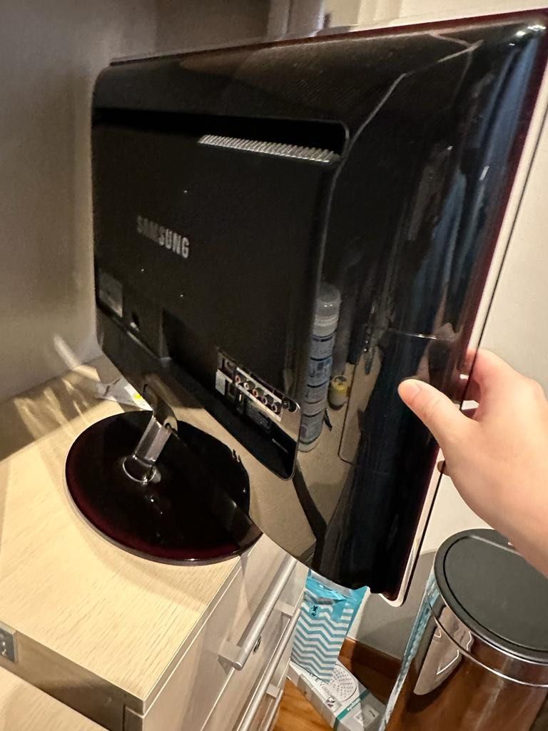 Samsung 27 inch 1080p TV monitor, Computers & Tech, Desktops on Carousell