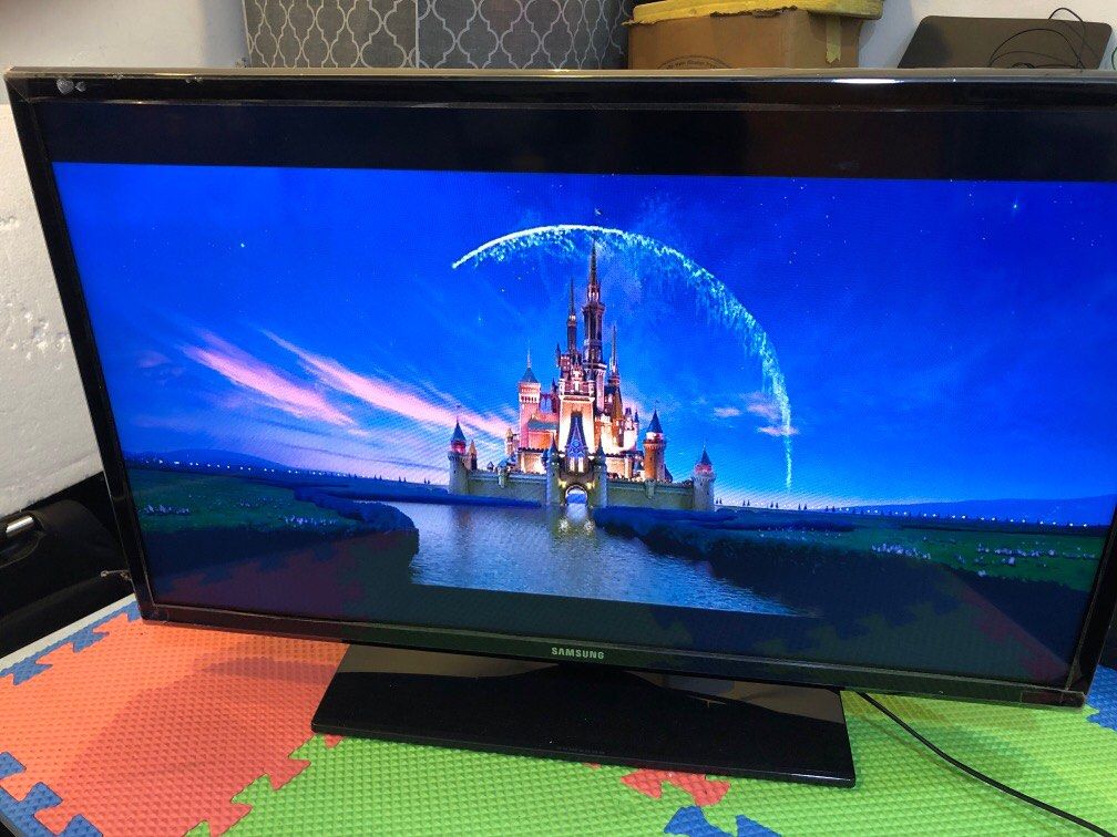 Samsung Full HD Tv UA32FH4005R, TV & Home Appliances, TV & Entertainment, TV on Carousell