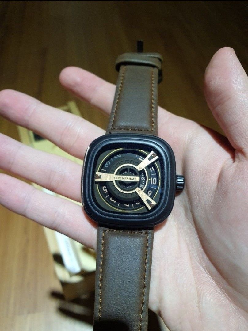 Sevenfriday sf m2 top
