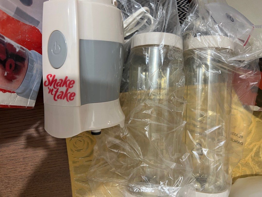 Shake and Go (Category: Juicers, Blenders & Grinders) located in Batangas. Submitted by zhyee (Listing ID 1226799762, Image 2). Description: Meet up near Sta. Anastacia Highschool Sto. Tomas Batangas.