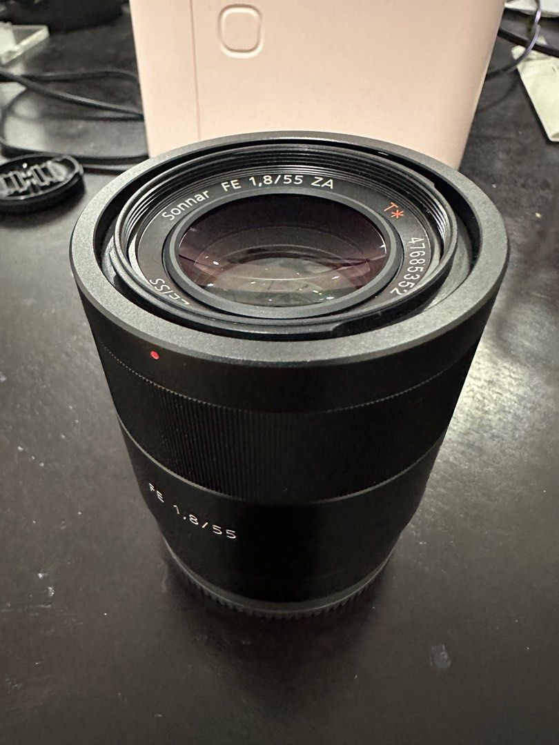 Sony FE 55mm F1.8 ZA Carl Zeiss Sonnar T*, Photography, Lens  Kits on  Carousell