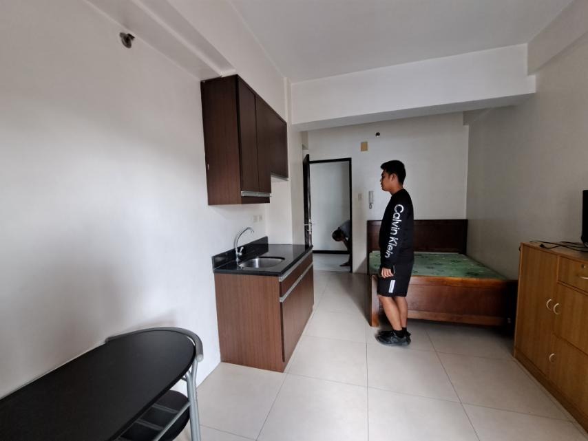 Studio Type Unit, SemiFurnished [San Antonio Village, Pasig City] on