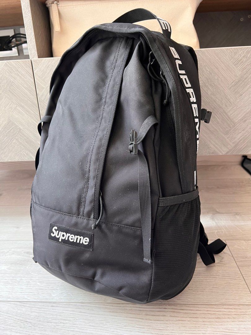 Supreme backpack 18SS 背囊黑色90% new, 名牌, 手袋及銀包- Carousell