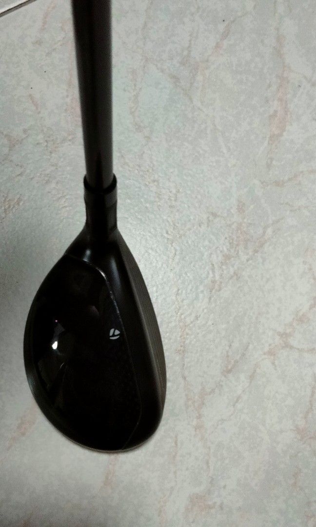 TaylorMade utility golf club, Sports Equipment, Sports & Games, Golf on Carousell