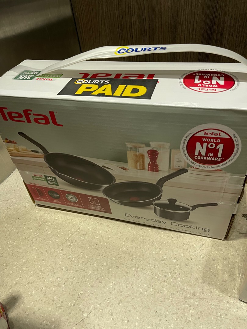 Tefal pans set, TV & Home Appliances, Kitchen Appliances, Other Kitchen