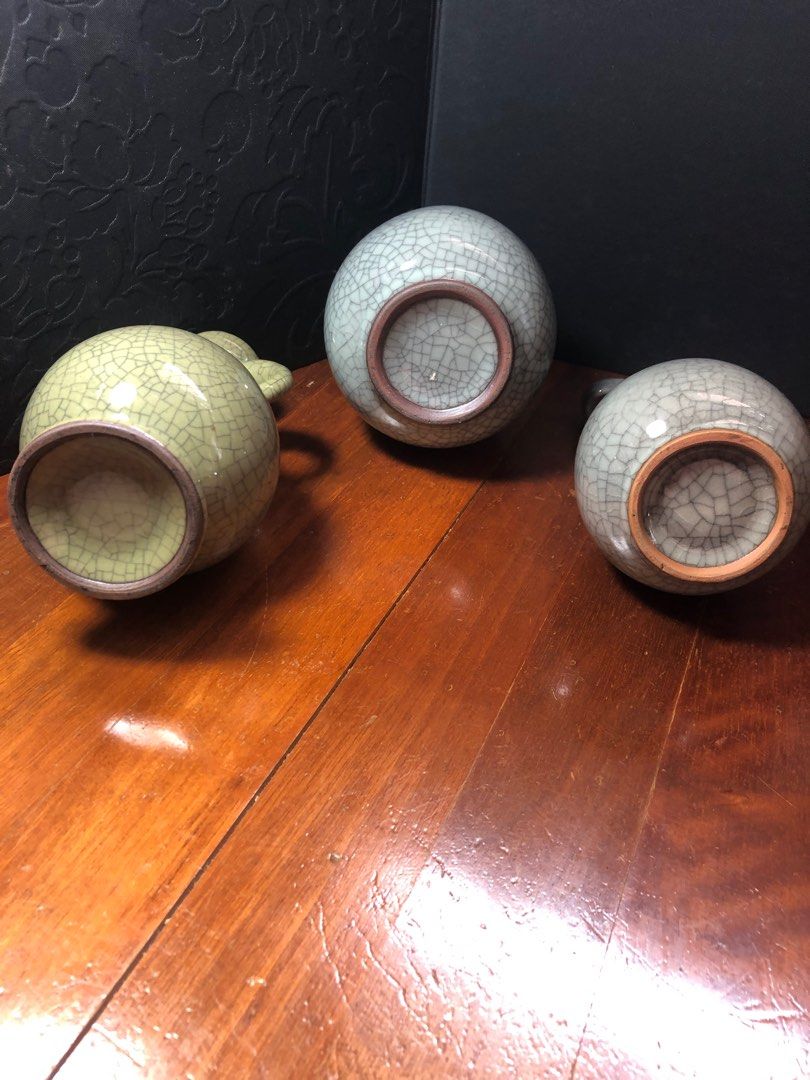 Three vintage porcelain vases in excellent condition and, Hobbies