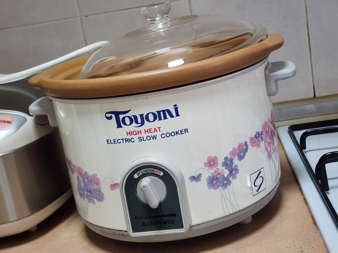 Toyomi electric slow cooker (Made in Japan), TV & Home Appliances