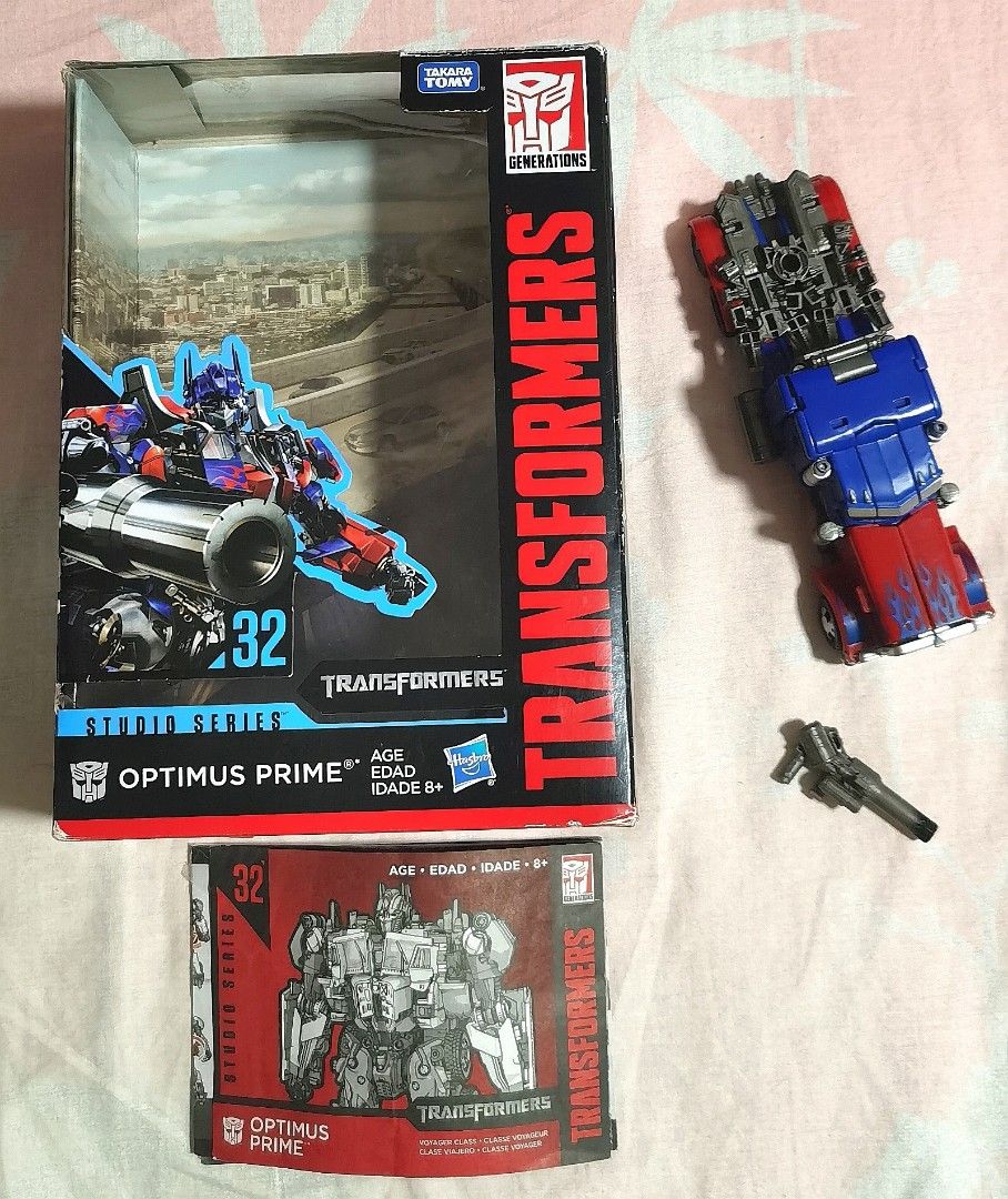Transformers Studio Series SS 32 Optimus Prime and SS 35 Jetfire SET!! Can combine to JetWing