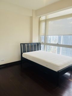 Two Bedrooms 2BR Twin Oaks Place West Tower Mandaluyong for Sale