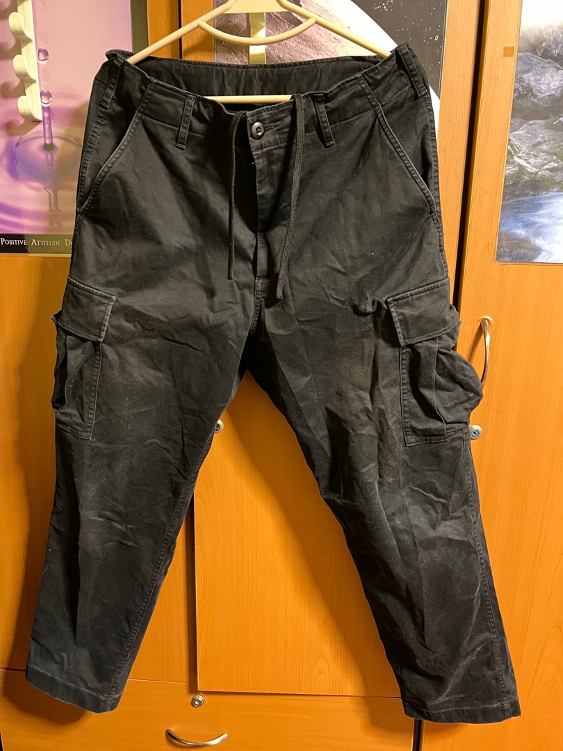 Uniqlo Cargo Pants, Men's Fashion, Bottoms, Trousers on Carousell