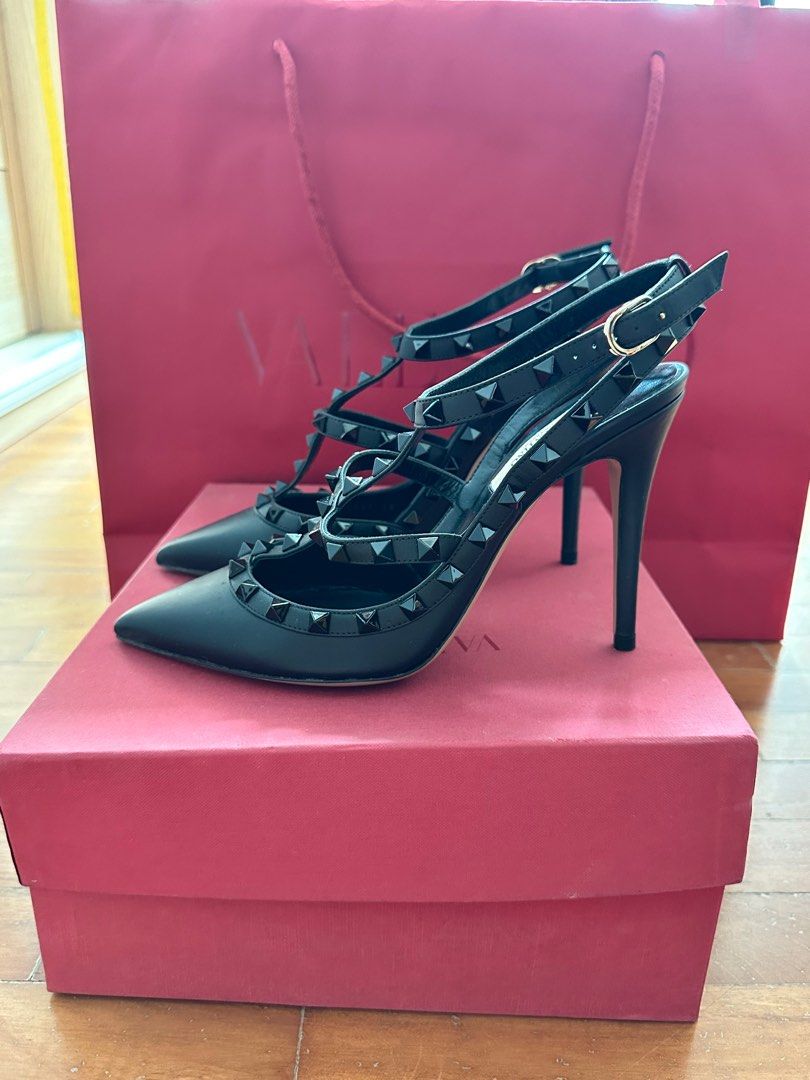 Valentino Rockstud Heels Full Black