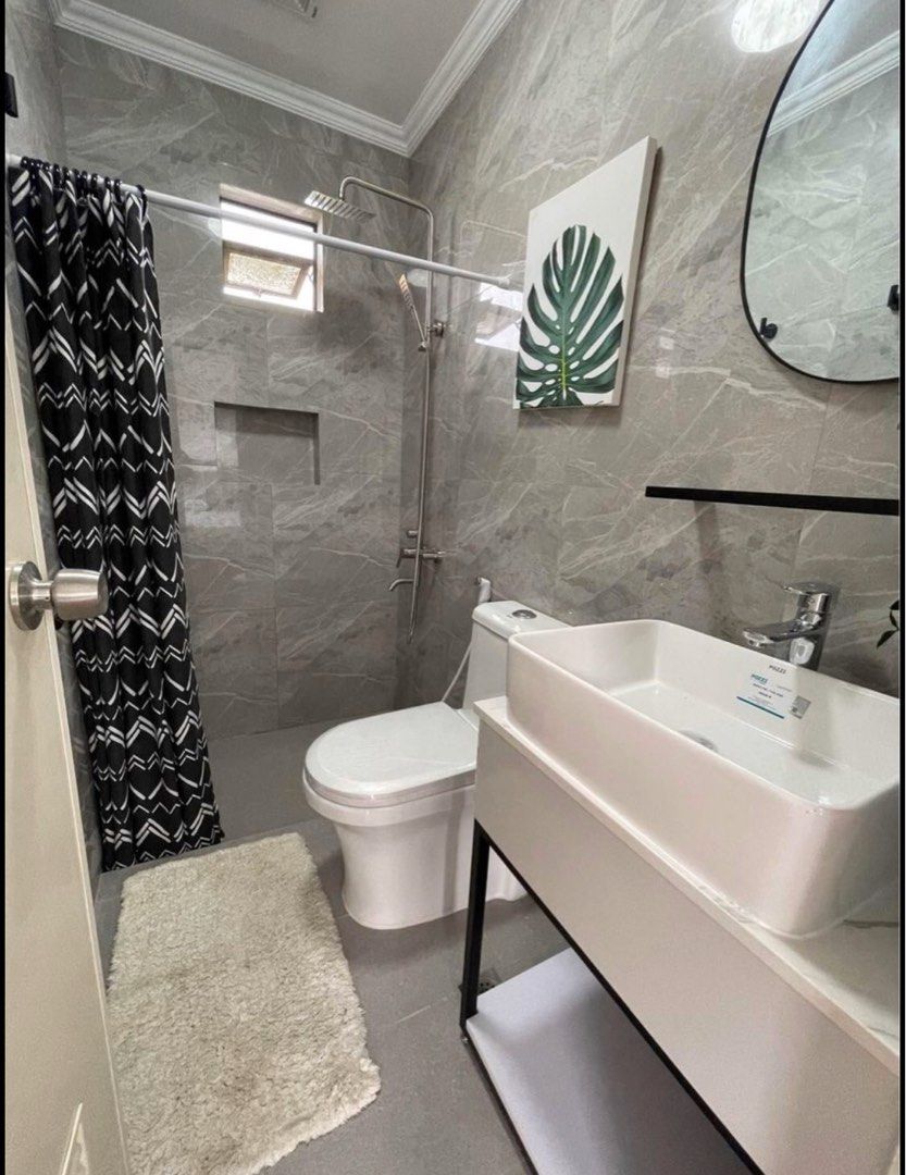 Valenza Crown Asia in front of Nuvali Ayala Malls Fully Furnished House