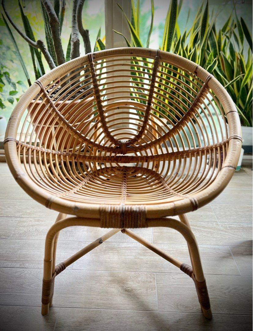 Vintage rattan recliner 2025