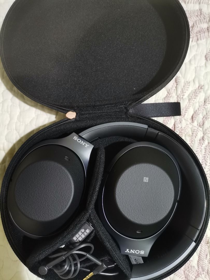1000xm2 wireless deals noise cancelling headphones