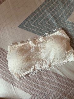 (Category: ) located in . Submitted by preloved_feb (Listing ID 1226714061, Image 1). Description: .