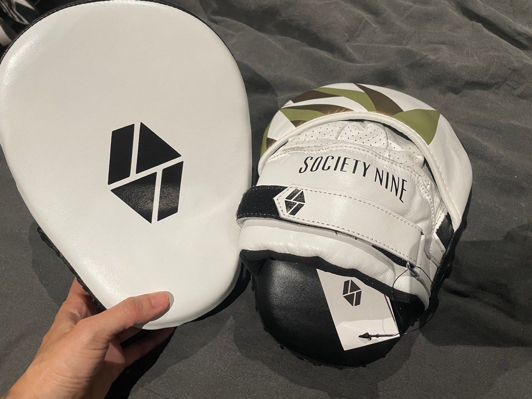 Women Specific Society Nine Boxing Mitts Sports Equipment Other