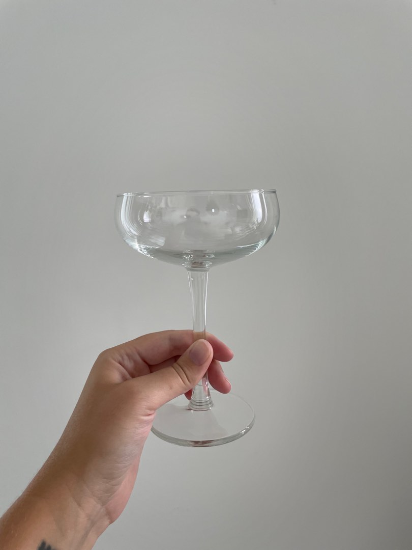 6 x Great Gatsby wide champagne glasses, Furniture & Home Living, Kitchenware & Tableware ...