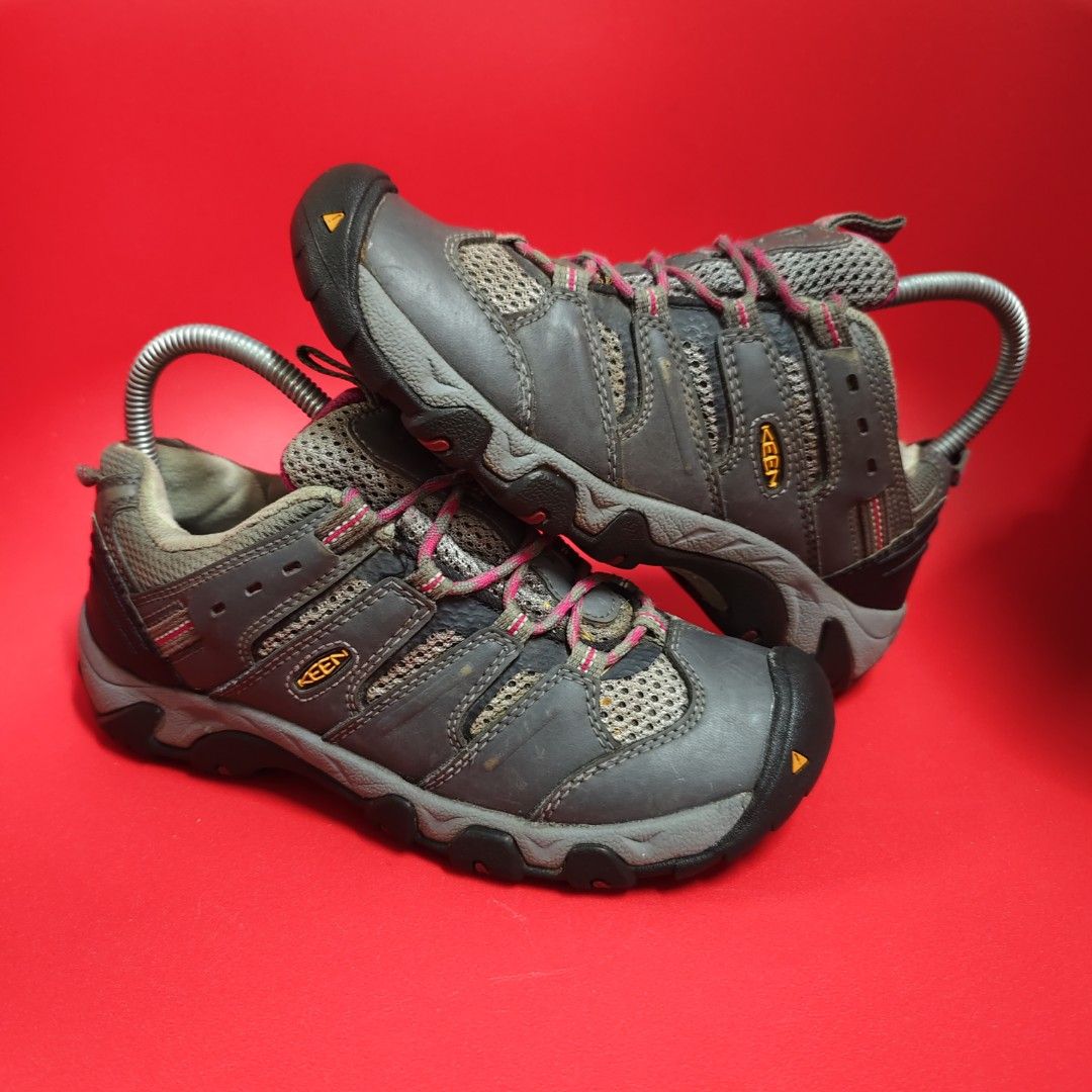 Keen koven hiking shoes hotsell