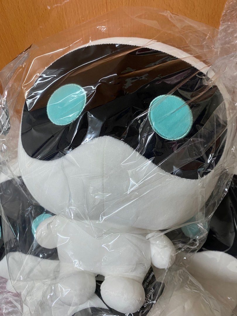 全新未拆BTS Jin The Astronaut Wootteo doll cushion, 興趣及