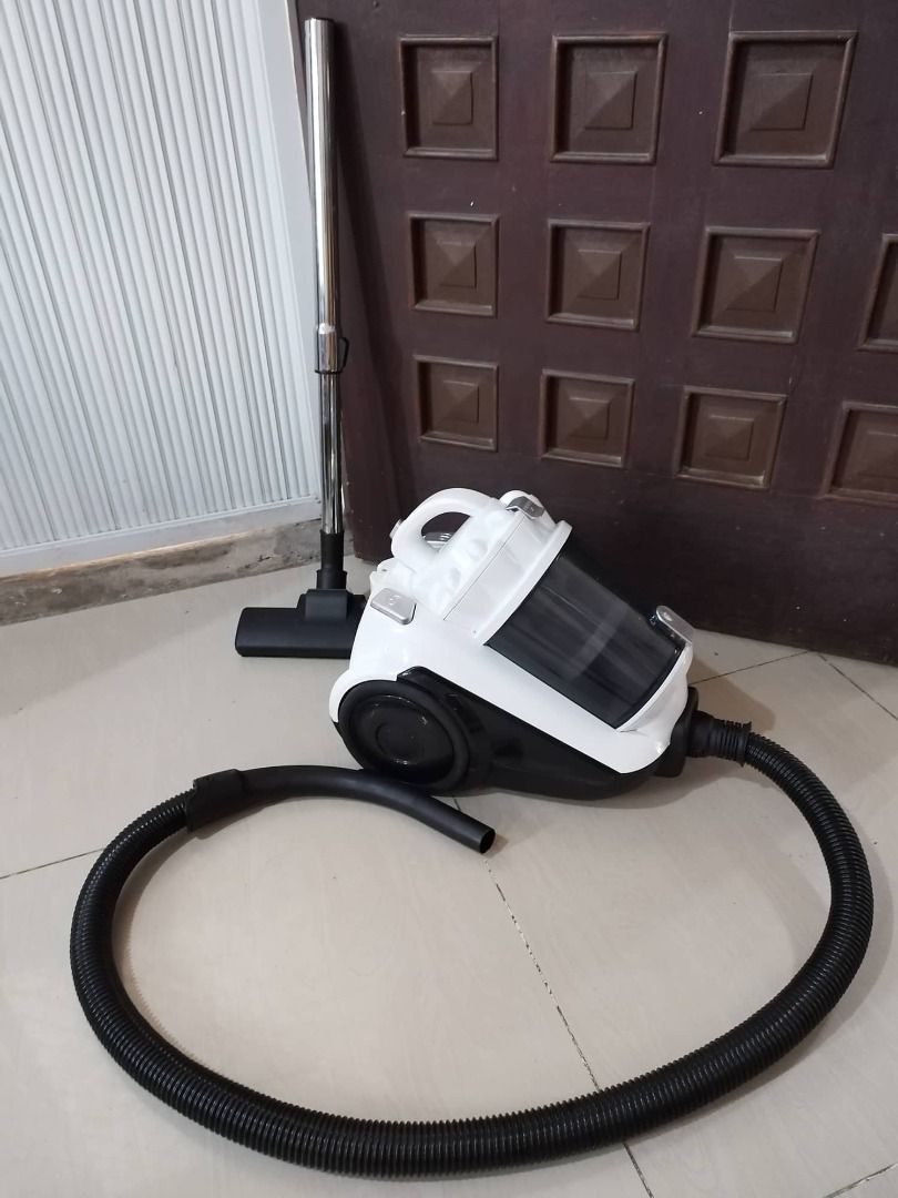 a. Anko Bagless Vacuum Cleaner, Furniture & Home Living, Cleaning