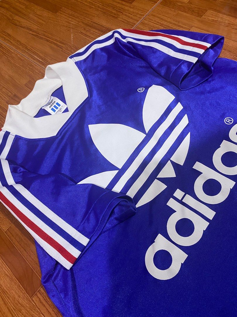 Logo best sale adidas vintage