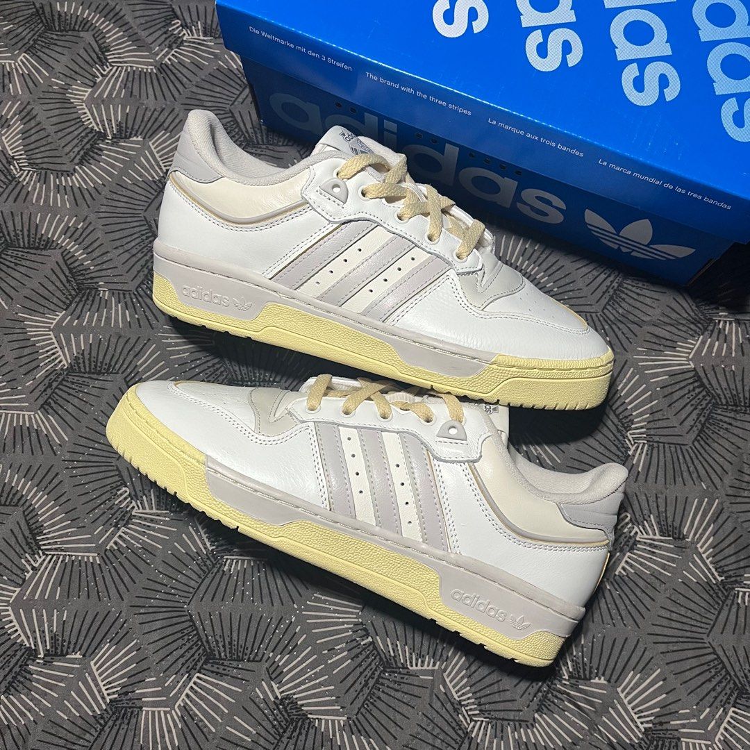 Adidas Off White, Men's Fashion, Footwear, Sneakers on Carousell