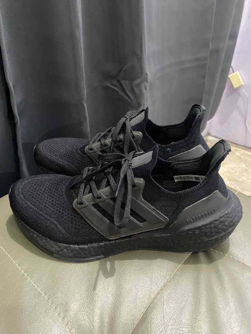 Ub triple hotsell black 4.