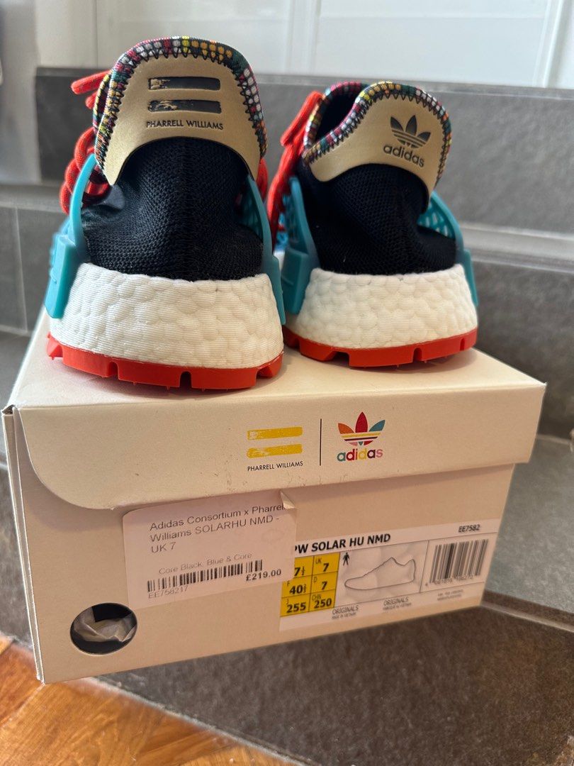 Adidas x pharrell on sale williams human body nmd