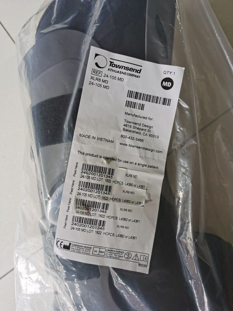 Aircast boot, Health & Nutrition, Medical Supplies & Tools on Carousell