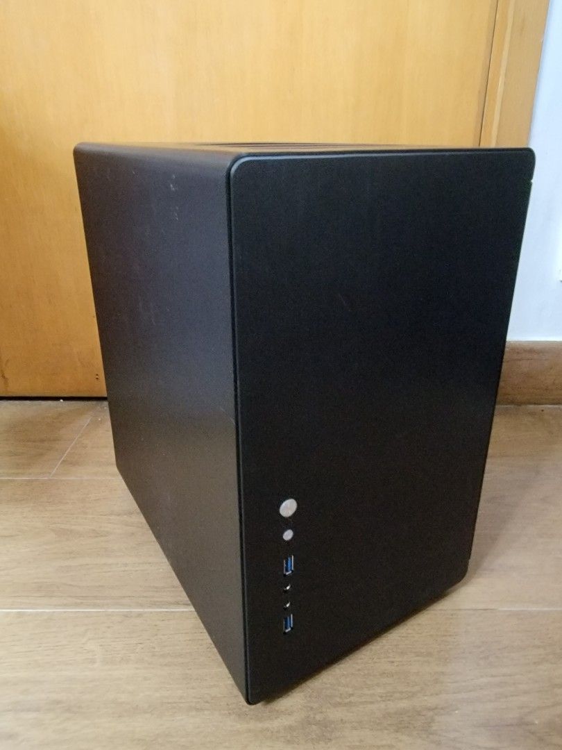 AMD Ryzen 5 3600, rx6600xt 8gb, 16gb ram, 500gb + 1tb ssd, 120水冷， ax210 ...