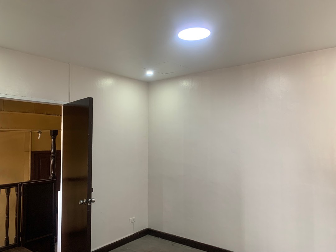Apartment / Office / Commercial space For Rent A. Mabini st. Caloocan