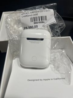 ‼️Apple AirPods gen 2‼️(Charging case only)