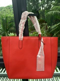 Quiet Luxury ANINE BING Saffron Tote, Luxury, Bags & Wallets on Carousell